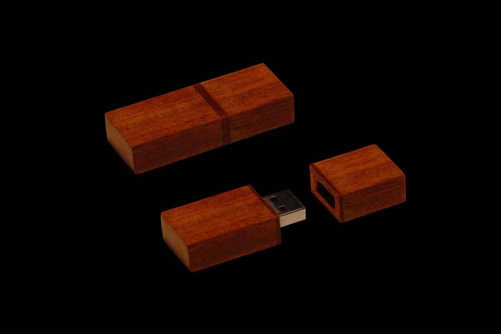 MJ - USB Flash Drive VIP Wood Edition - PinkWood & RedWood.